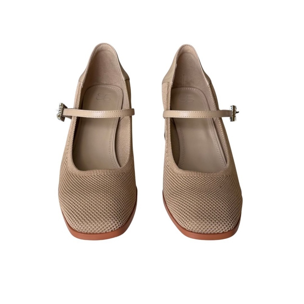 Cosy Island Tan Mary Jane Shoes With Rhinestone Buckle Size 10 NWT With Box. - Picture 2 of 7